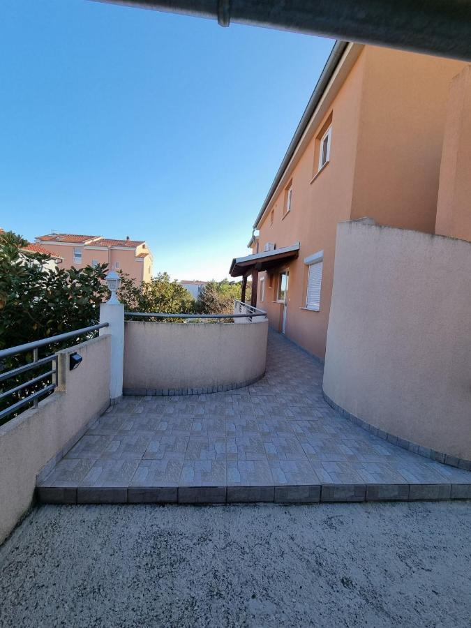 Apartments Vanja Skara Biograd Біоград-на-Мору Номер фото